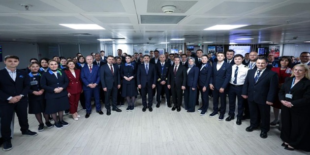 THY Yönetim Kurulu Başkanı Şeker’den AJet’e Ziyaret